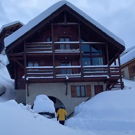 Face Aux Etoiles Chalet *